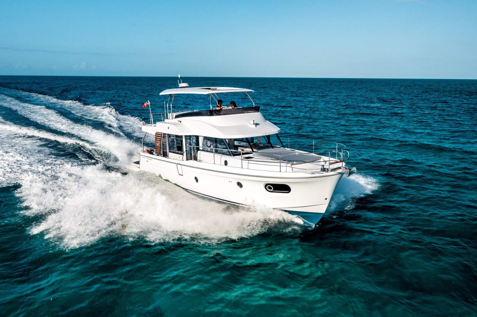 Beneteau Swift Trawler 48 Flybridge