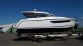 Sealine S330