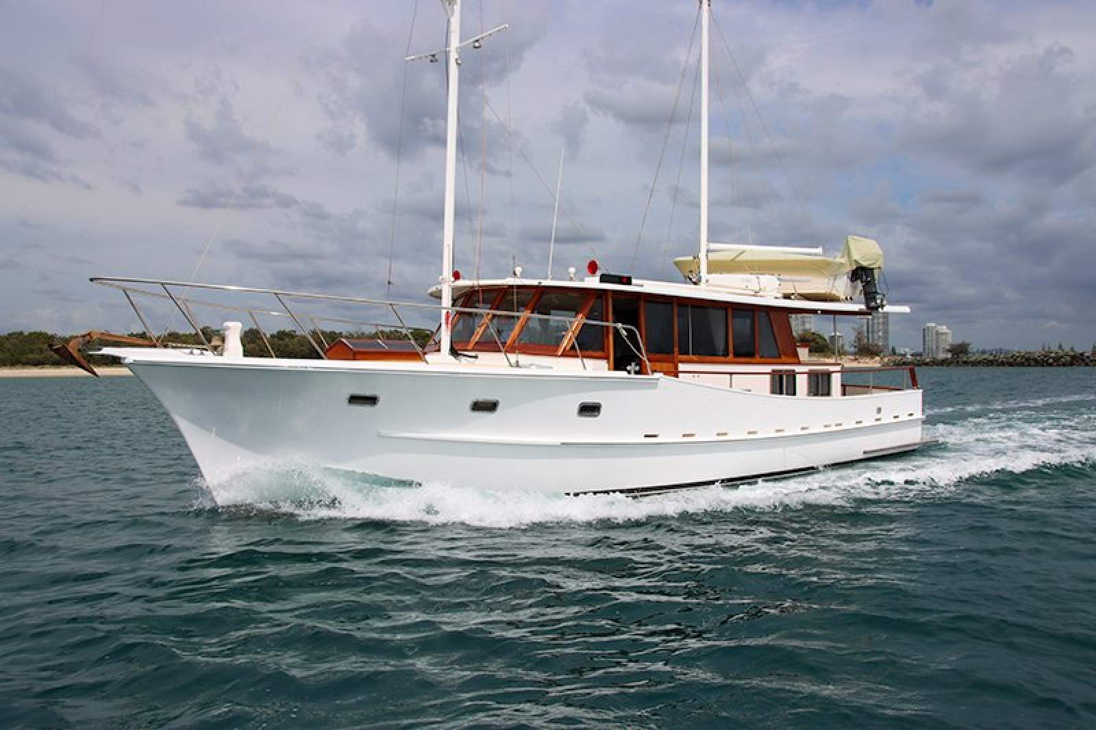 Clem Masters 46 Bridgedeck Motor Cruiser