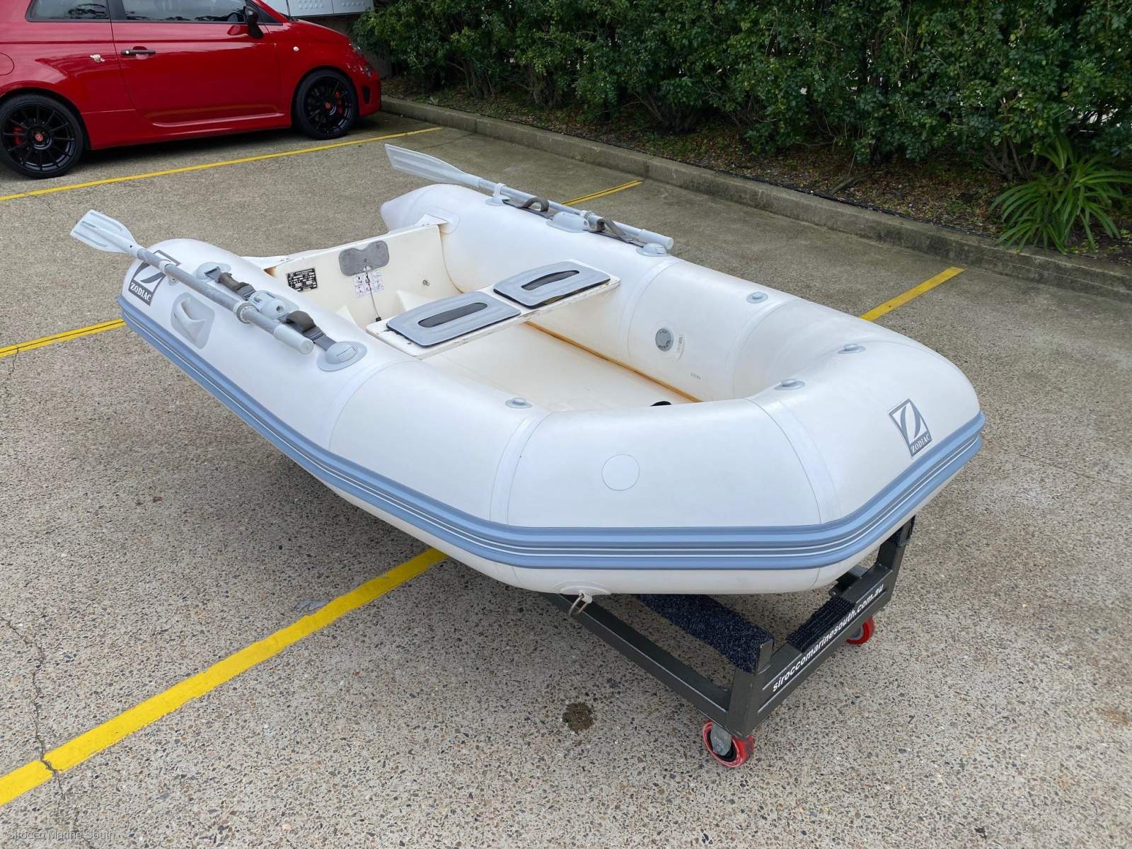 Zodiac Yachtline 275
