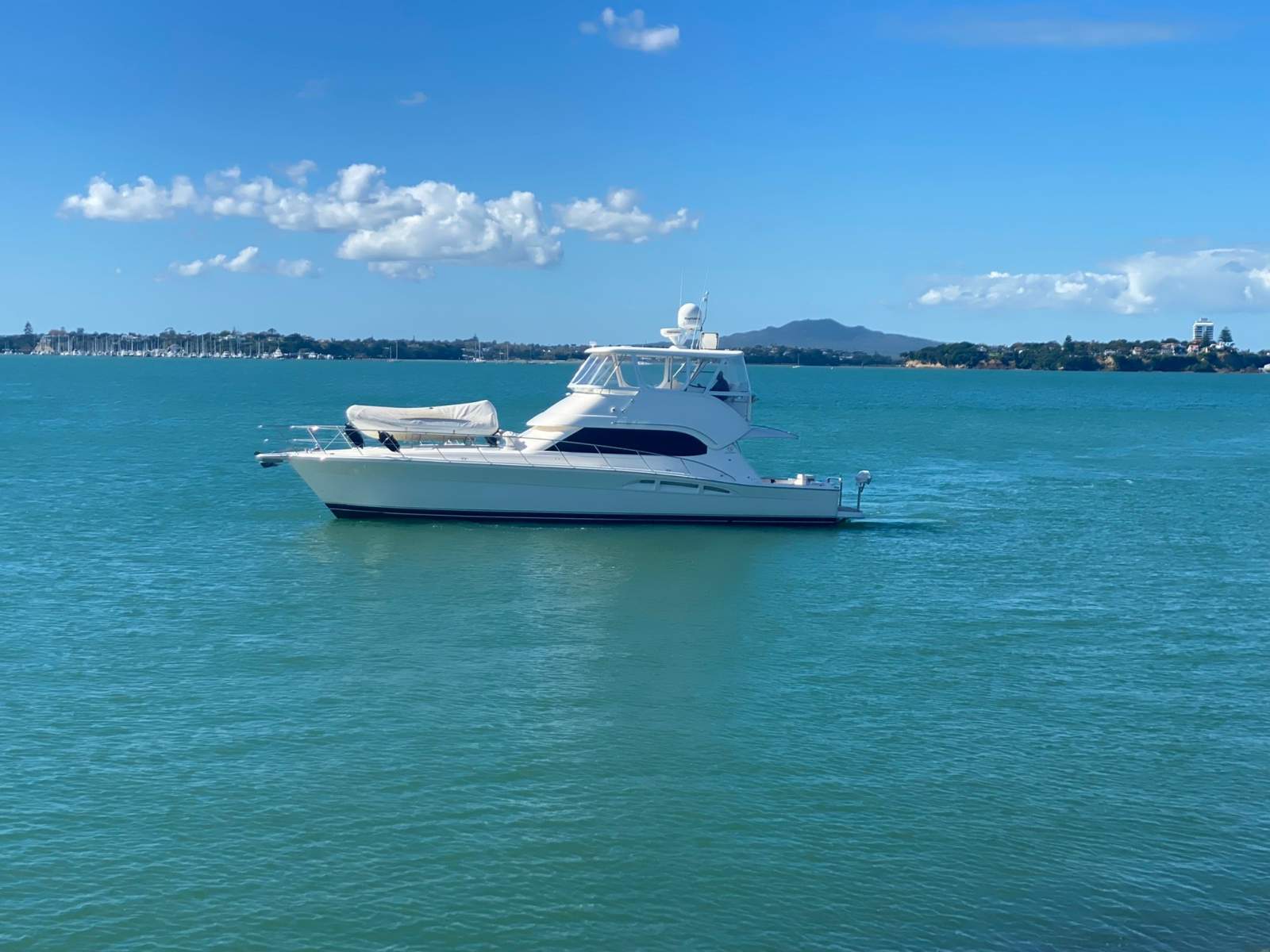 Riviera 51 Flybridge