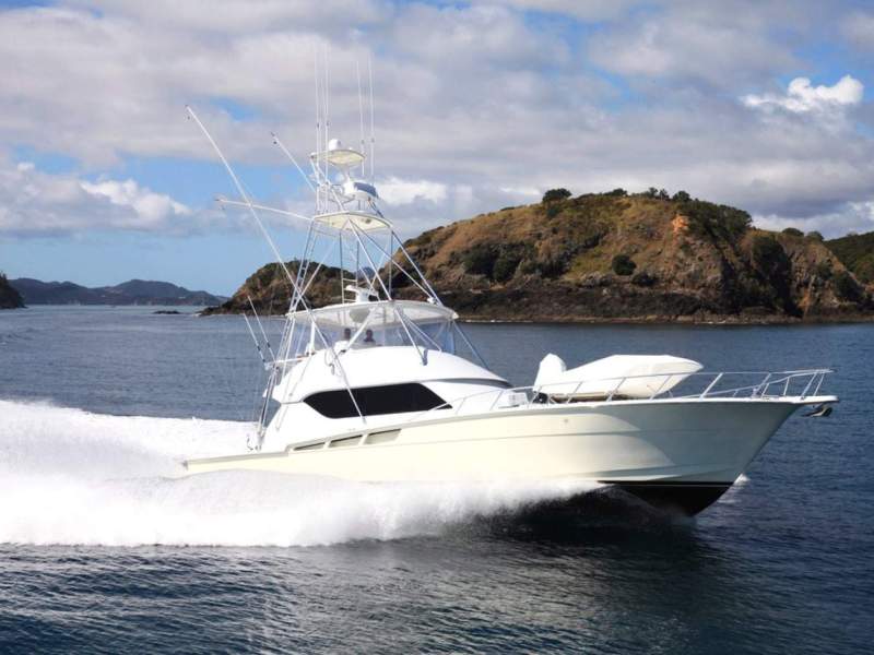 Hatteras 60 Convertible Sport
