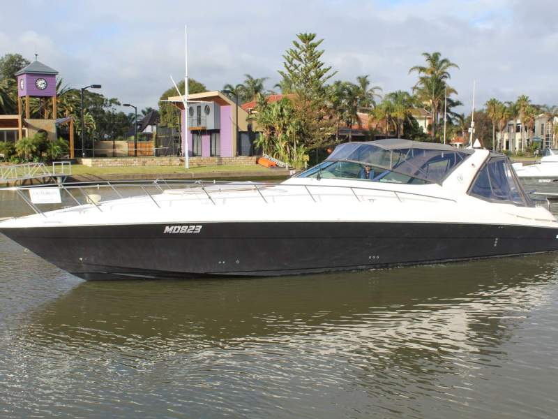 Riviera M430 Sports Cruiser