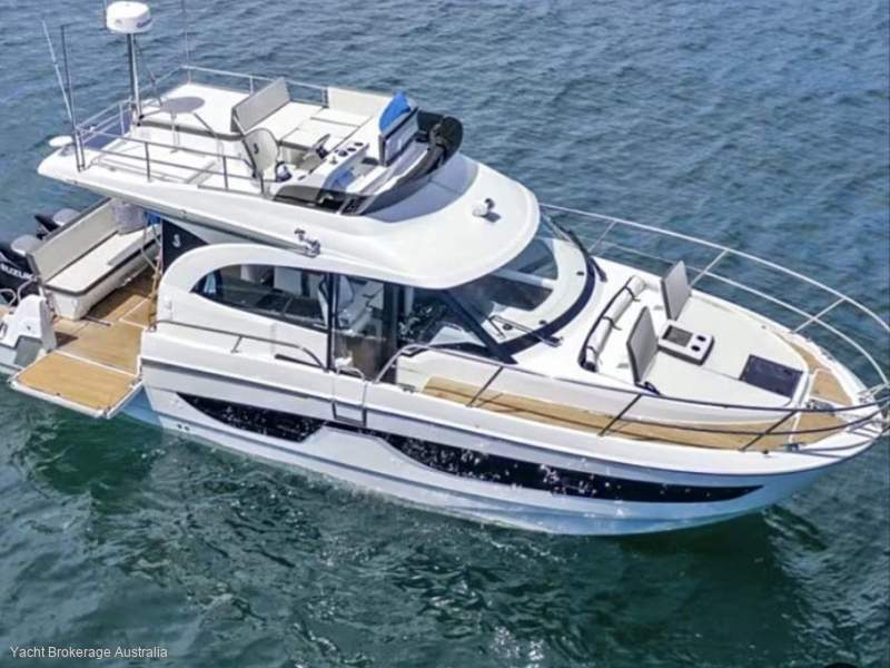 Beneteau Antares 11 Flybridge