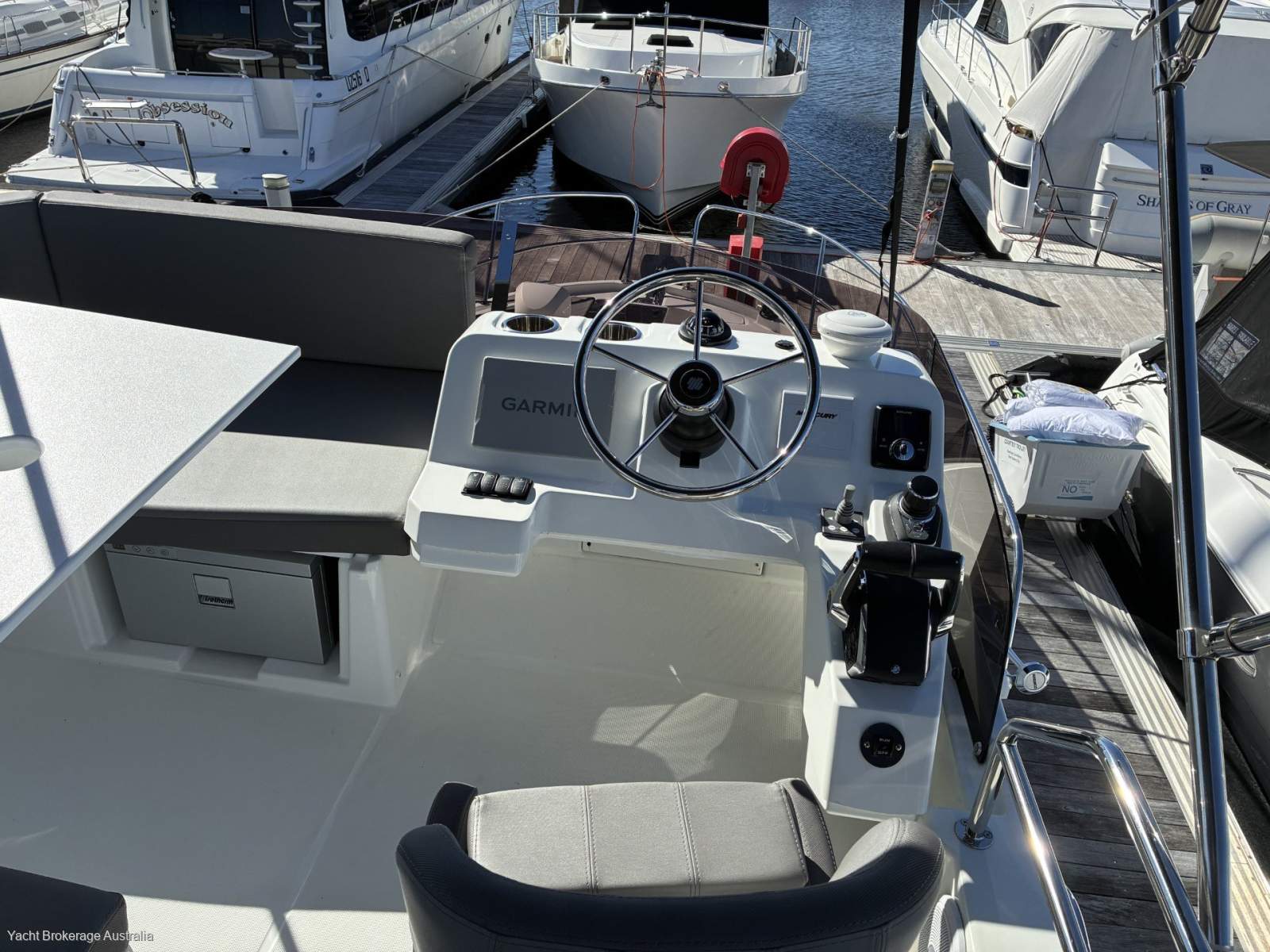 Beneteau Antares 11 Flybridge