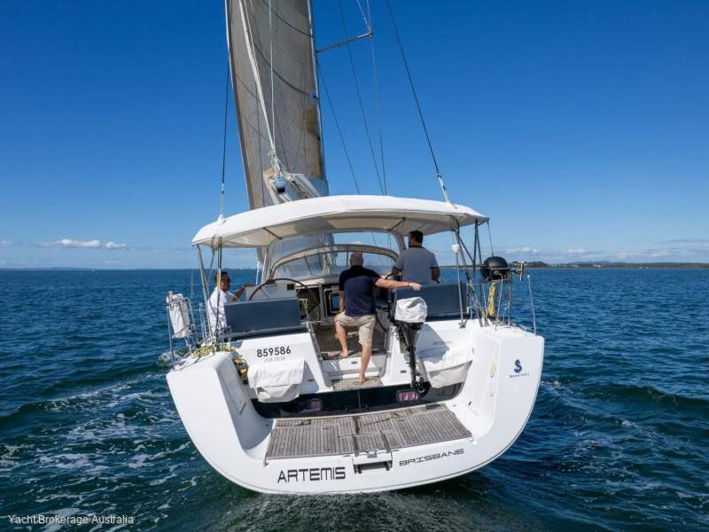Beneteau Oceanis 58