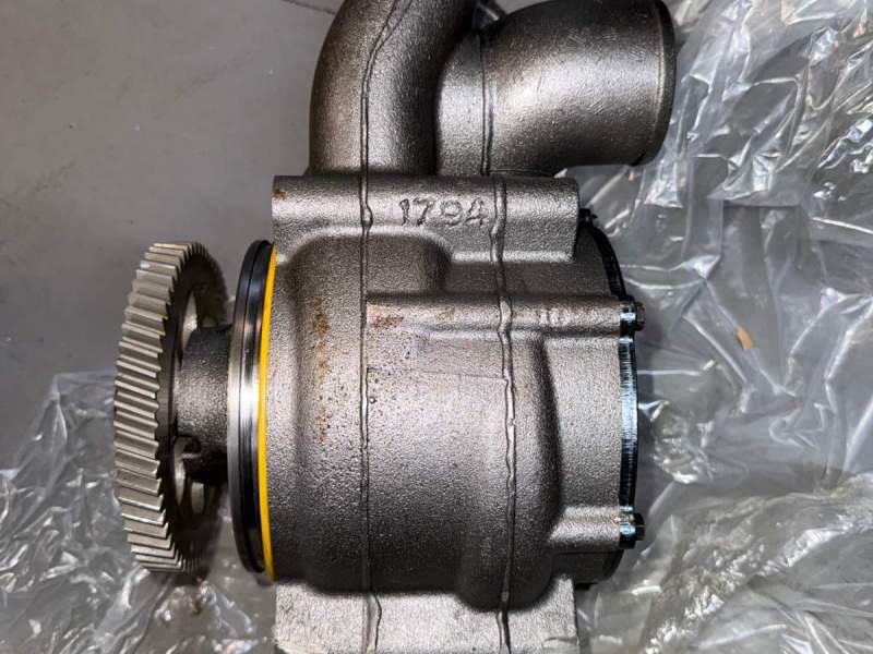 MTU/60 series coolant pump