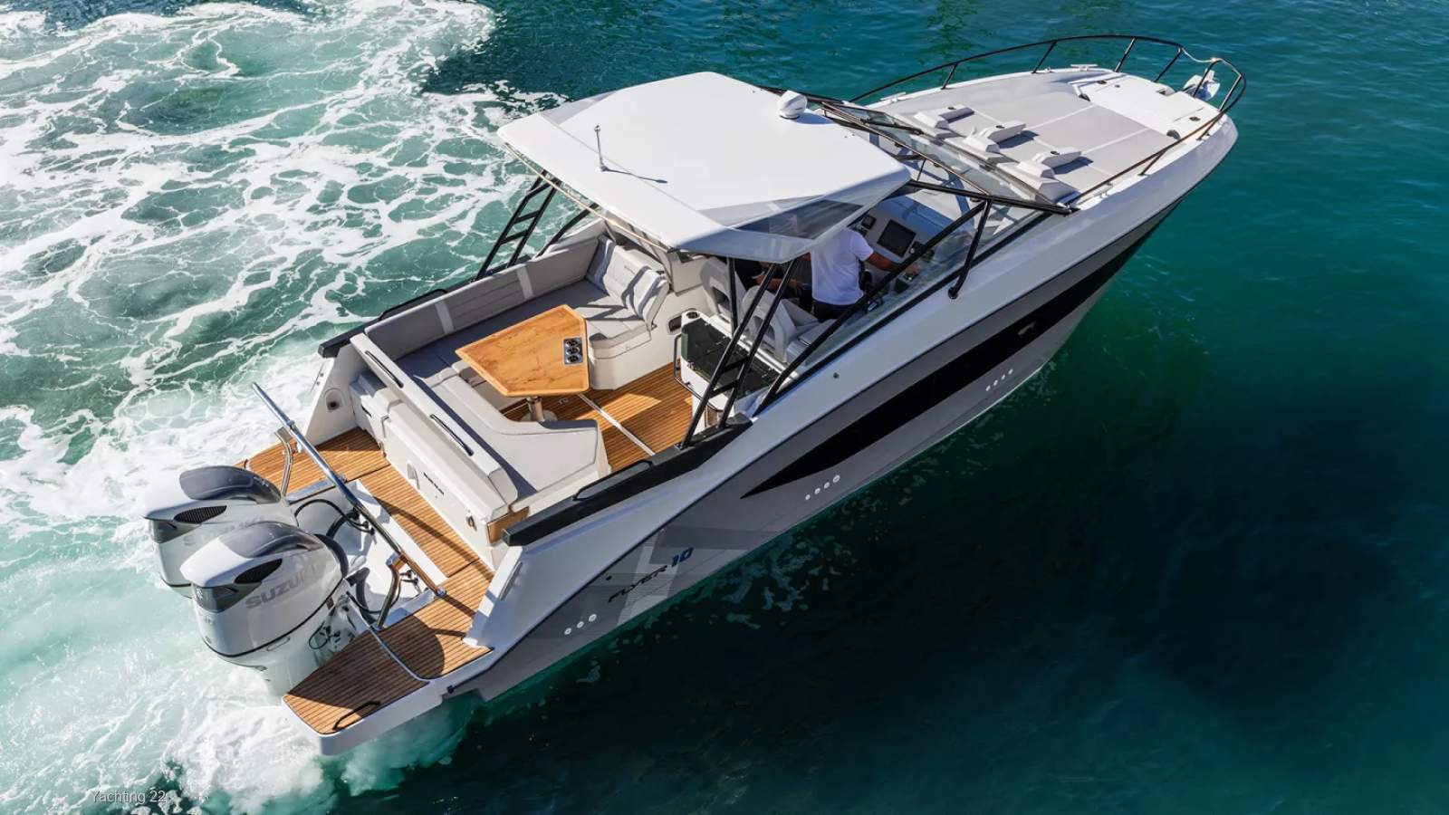 Beneteau Flyer 10 Sport Top