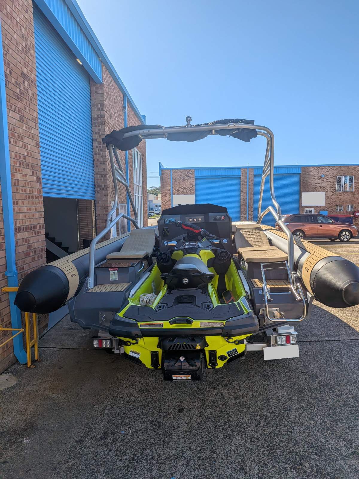 Sealver Z8 Waveboat + Seadoo RXTX 300 RS + Trailer