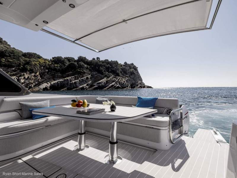 Azimut Verve 42