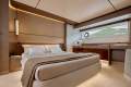 Azimut Flybridge 82