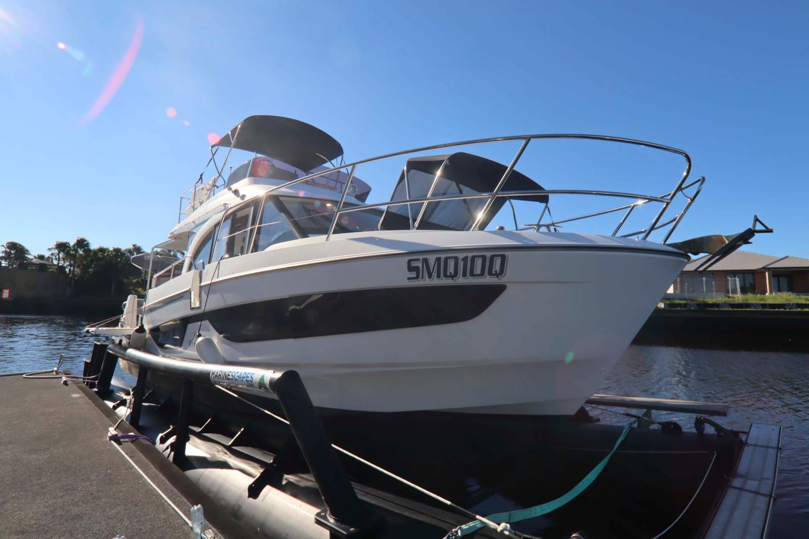 Beneteau Antares 11 Flybridge
