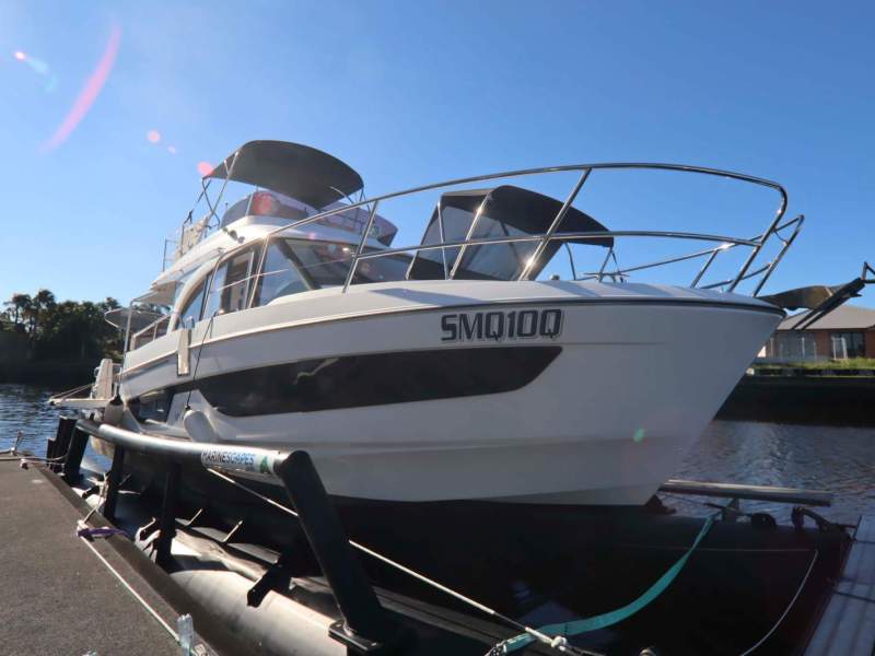 Beneteau Antares 11 Flybridge