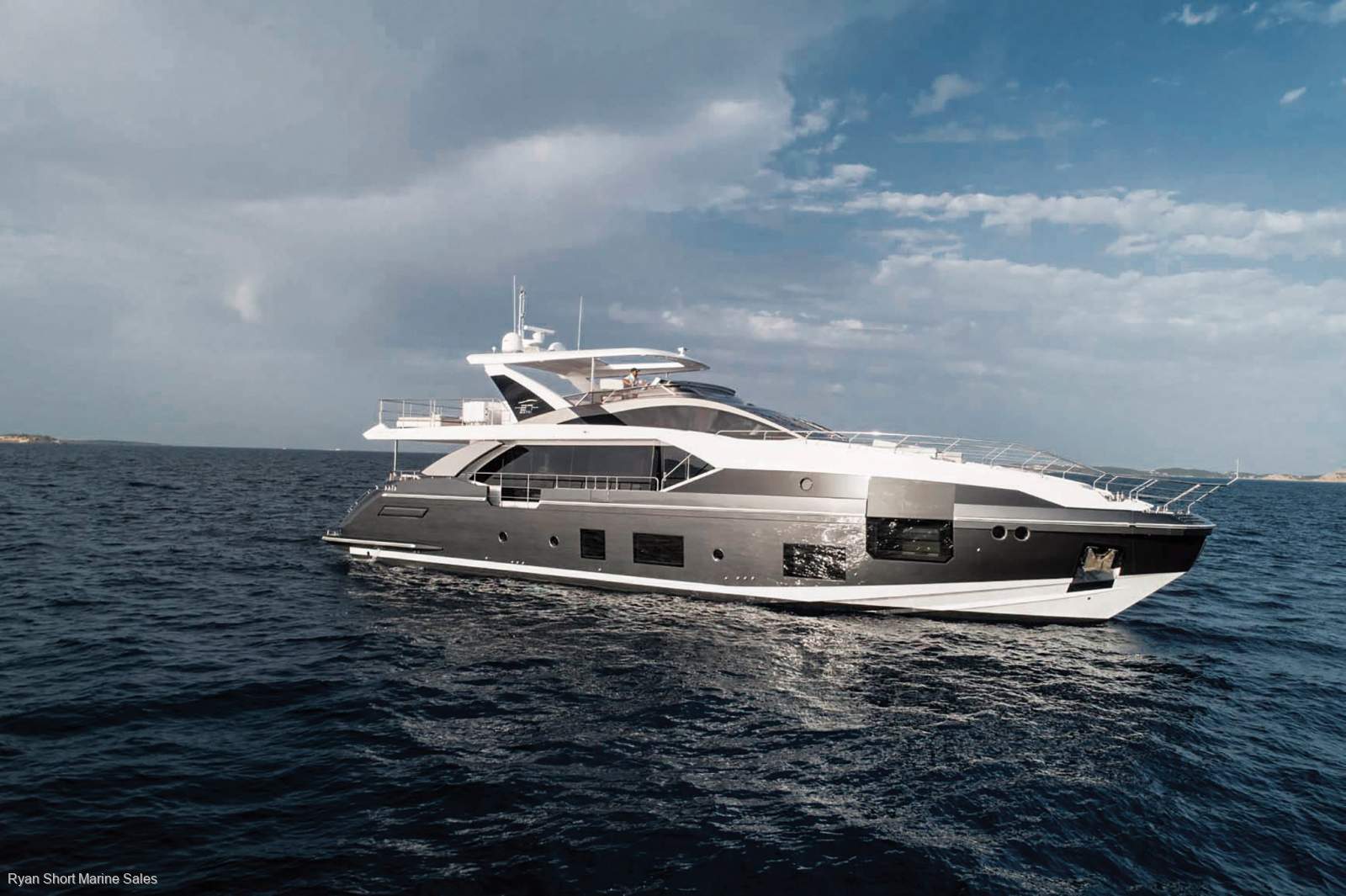 Azimut Grande 27 METRI