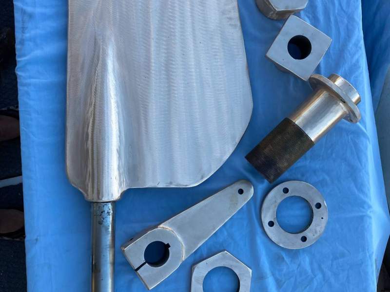 Twin Rudder Assembly