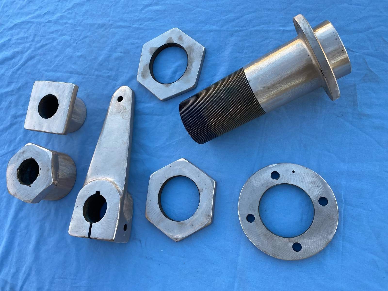 Twin Rudder Assembly