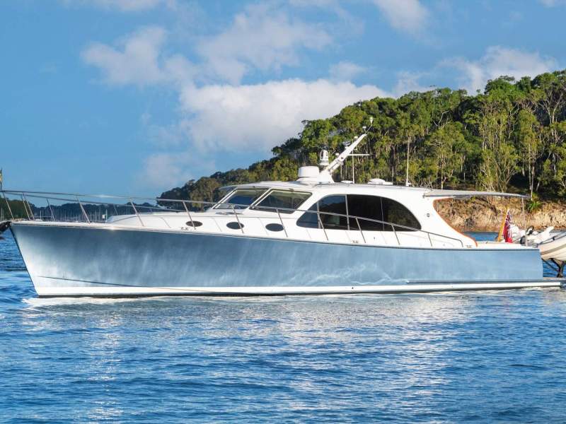 Palm Beach Motor Yachts 50 Sedan