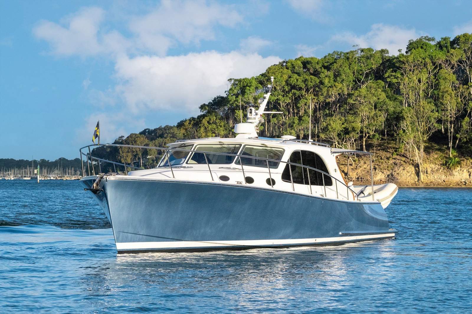 Palm Beach Motor Yachts 50 Sedan