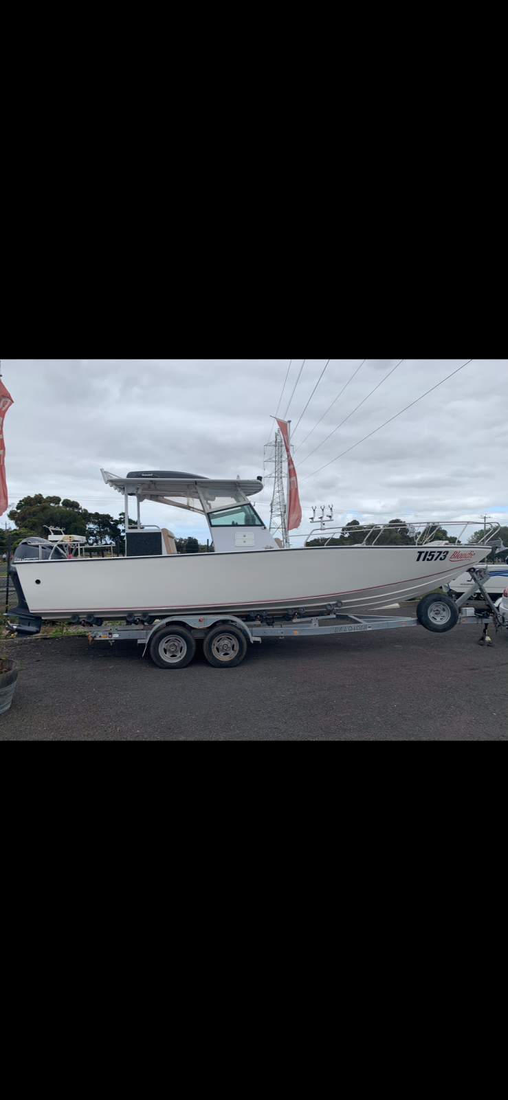 Sea Tiger Centre Console Sea Tiger Centre Console 9m