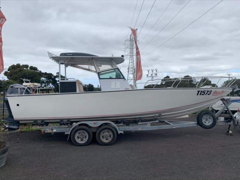 Sea Tiger Centre Console Sea Tiger Centre Console 9m