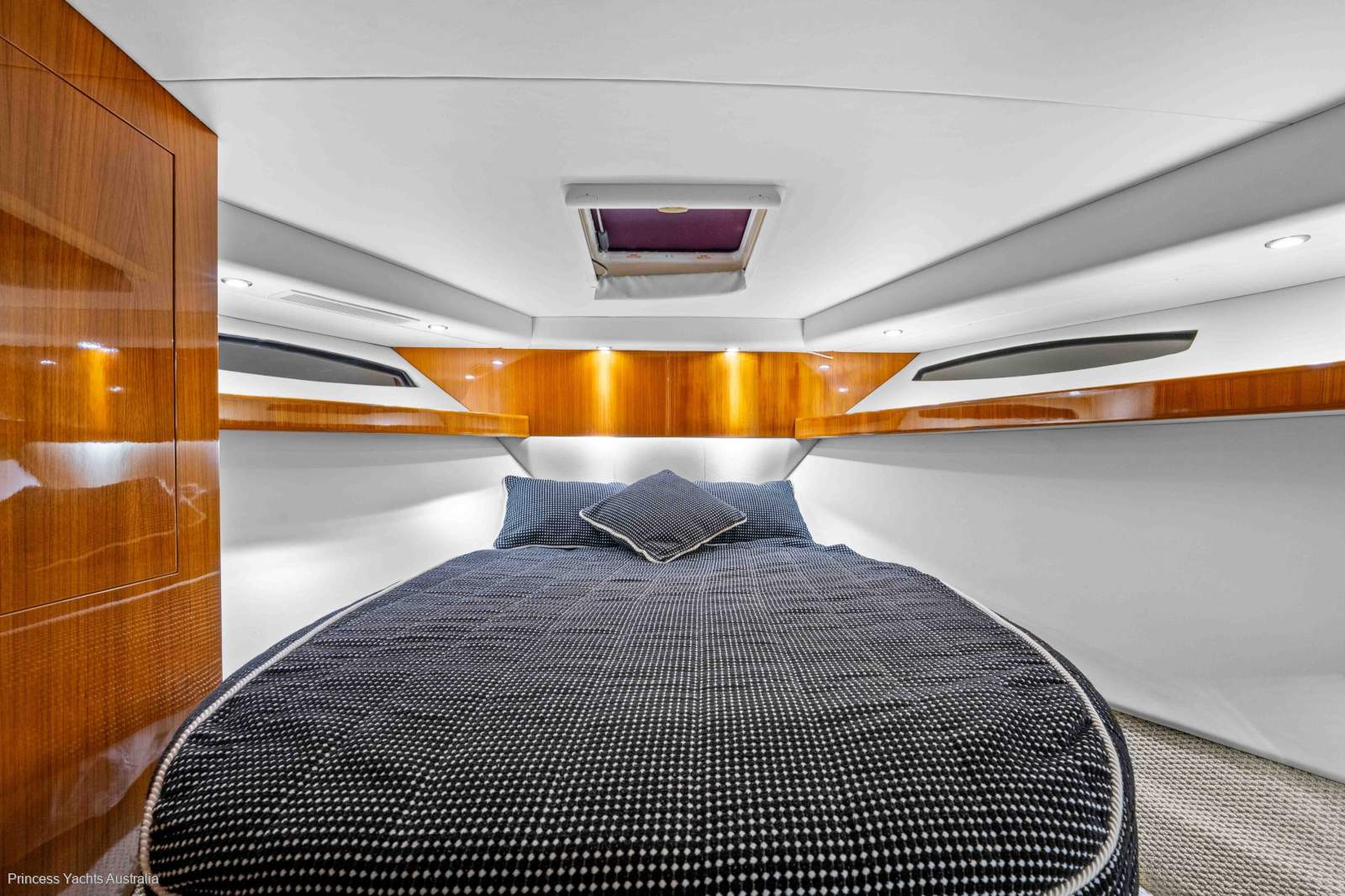 Maritimo 470 Offshore Convertible