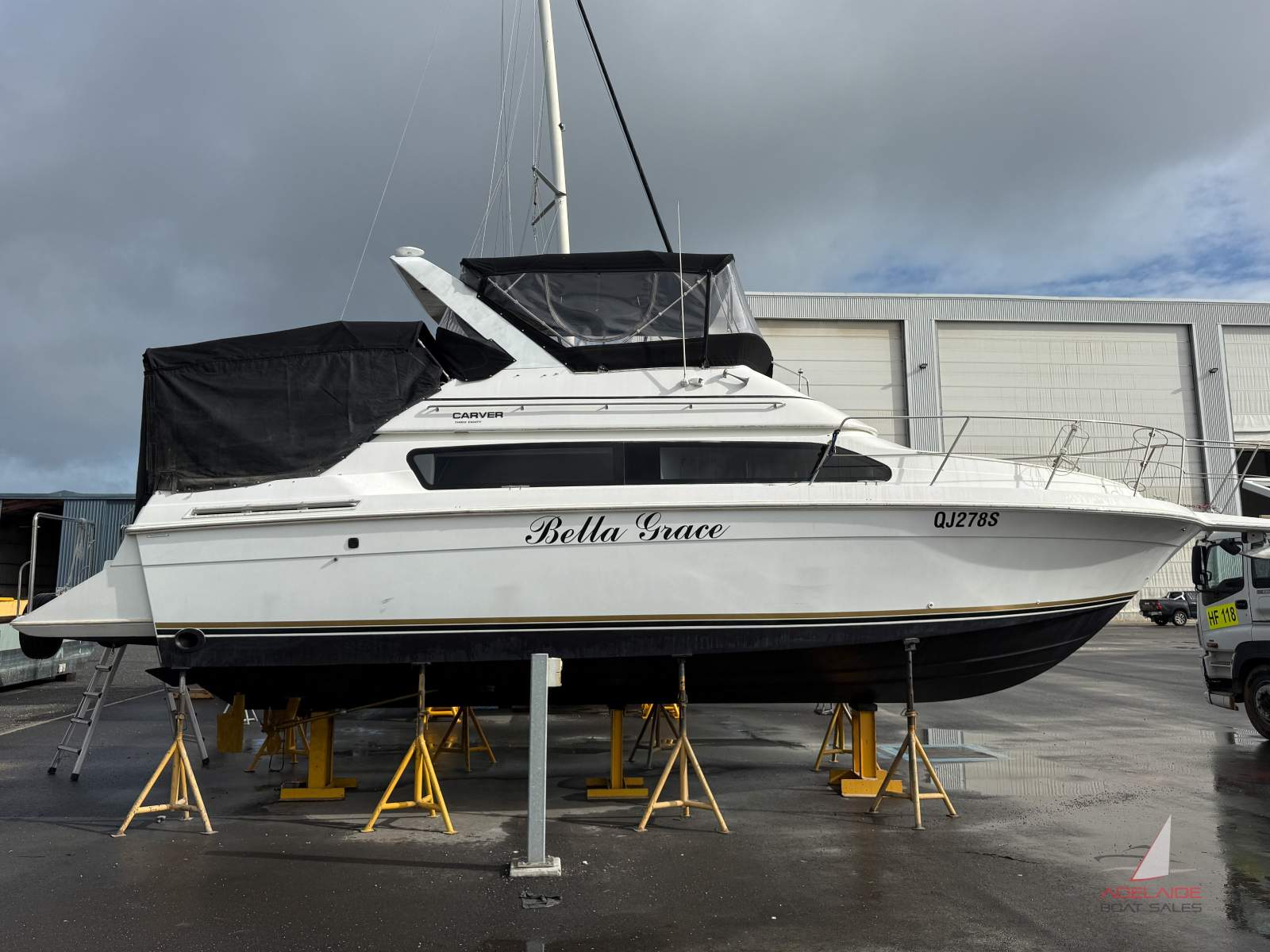 Carver 38 Santego