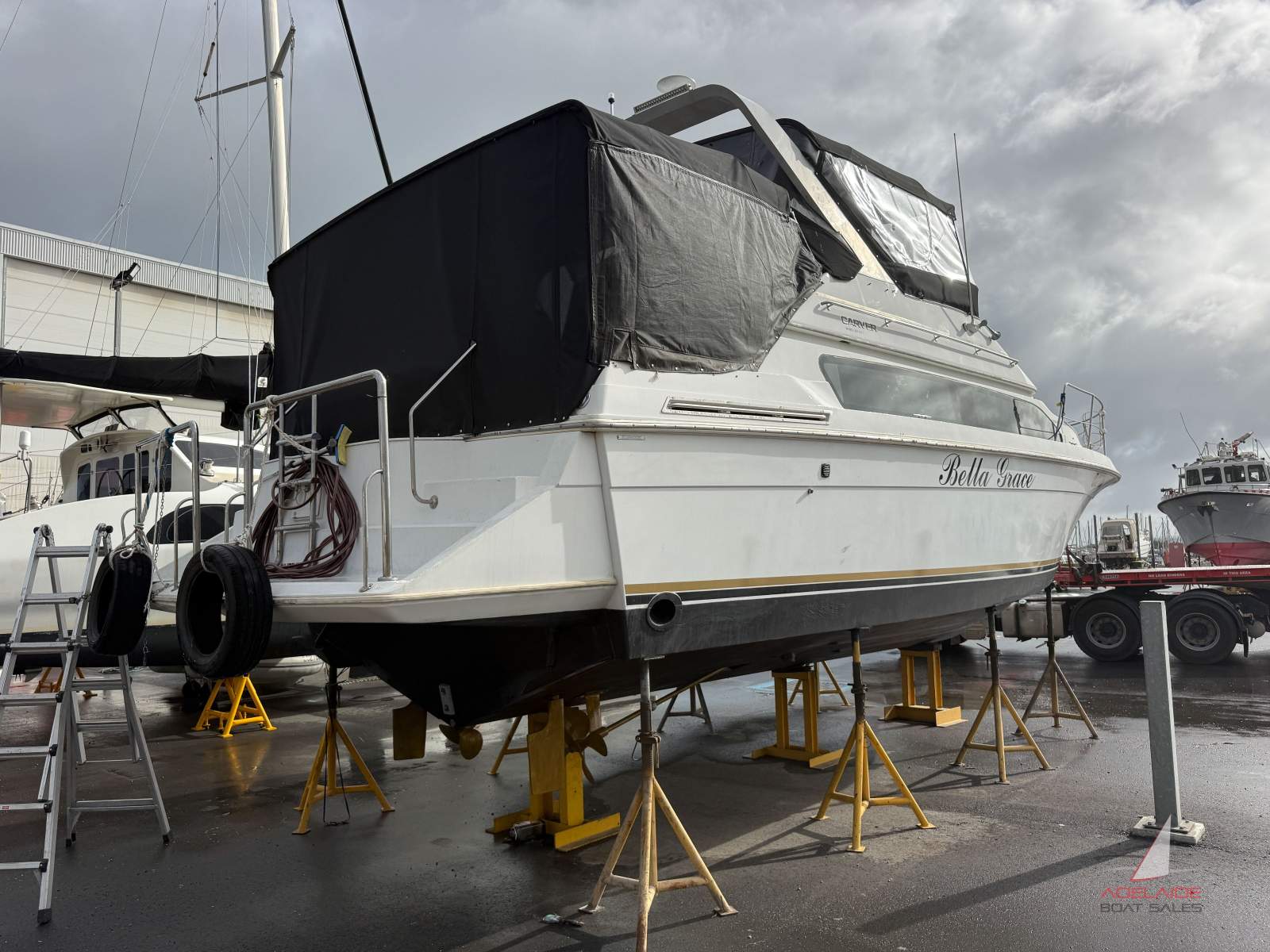 Carver 38 Santego