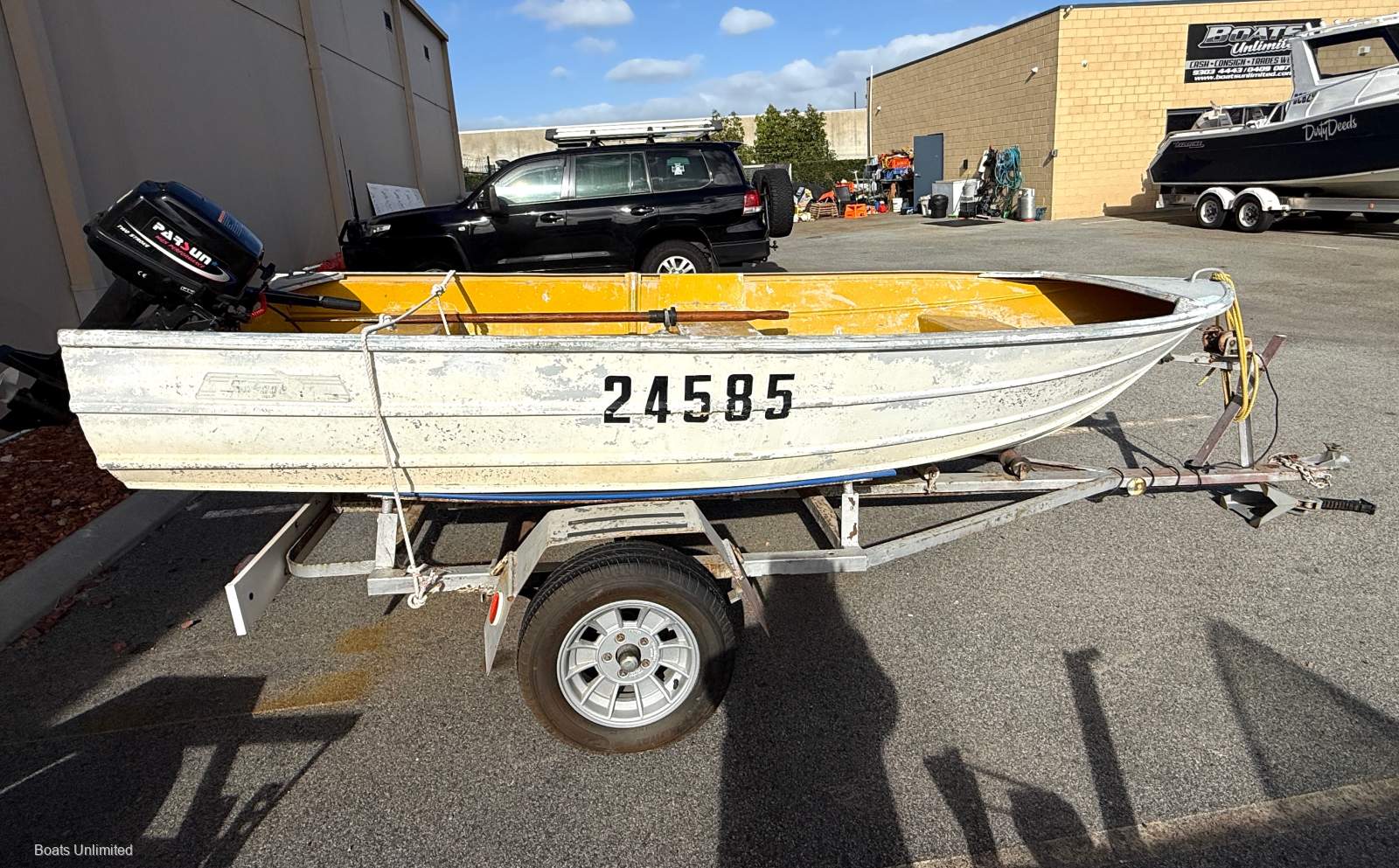 Savage 370 Dinghy LIGHT INSHORE OR LAKES AND RIVERS