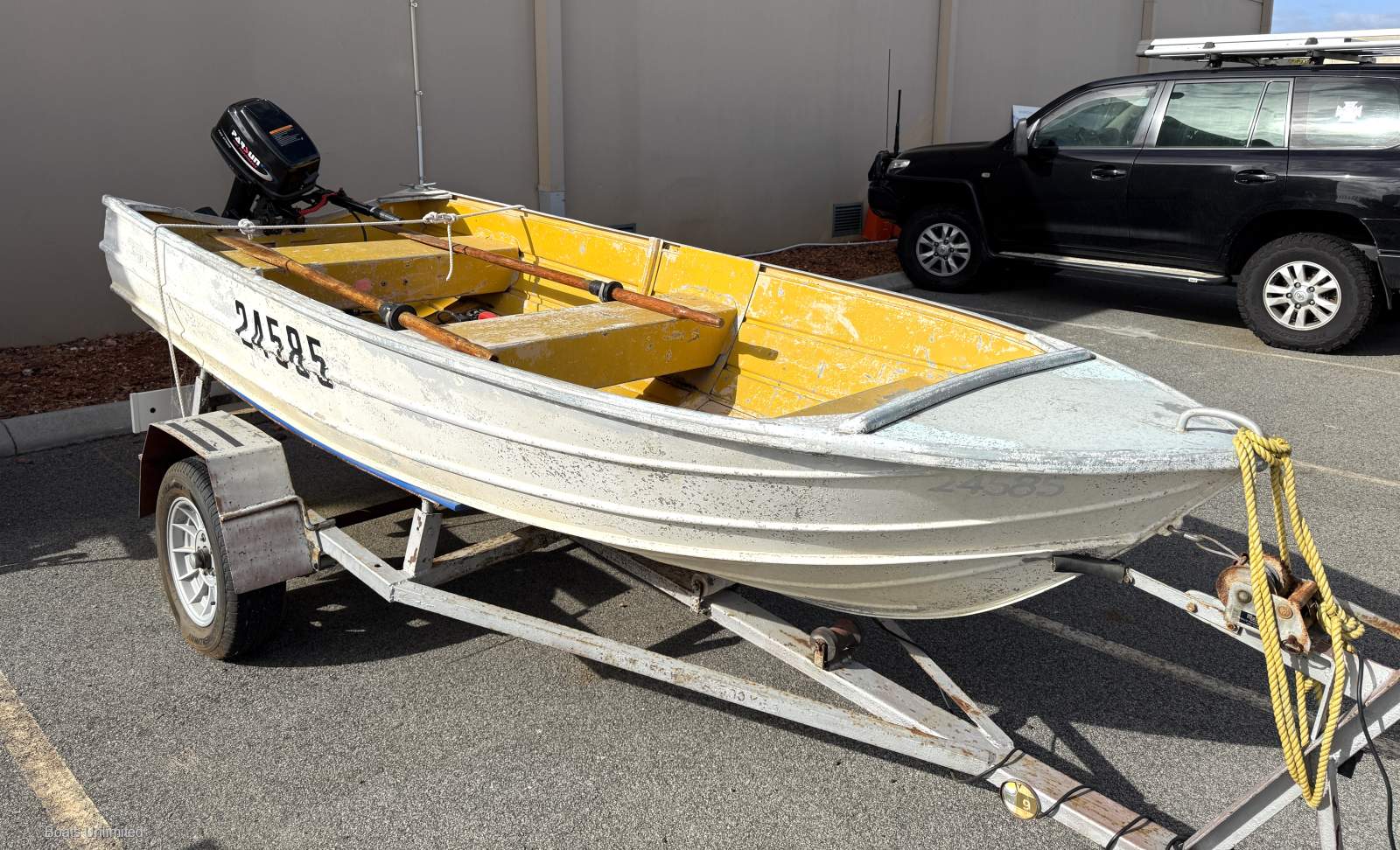 Savage 370 Dinghy LIGHT INSHORE OR LAKES AND RIVERS