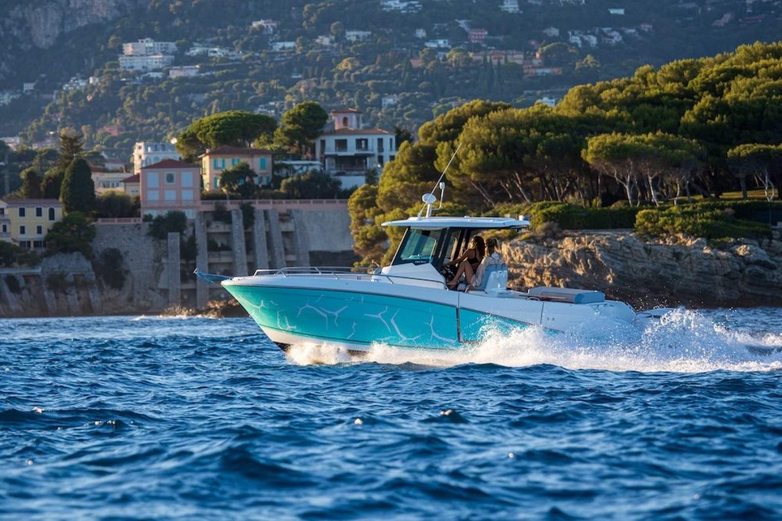 Jeanneau Cap Camarat 9.0 CC Series 2