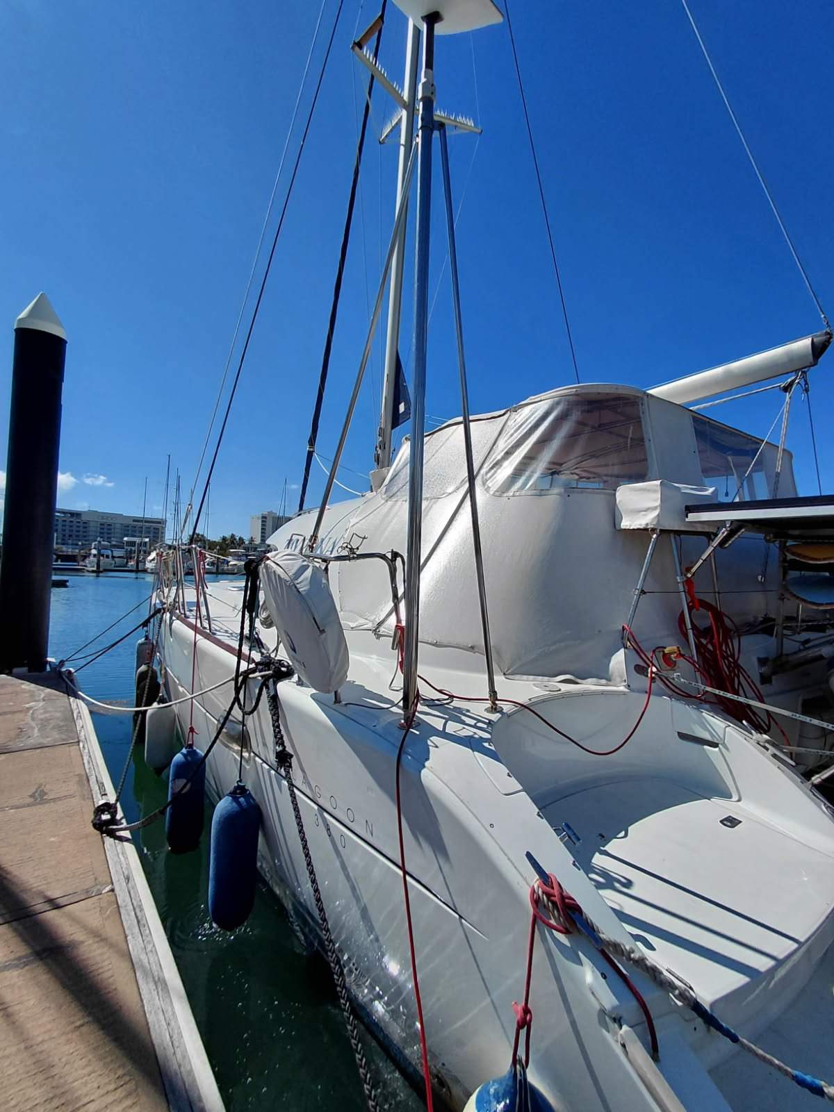 Lagoon 380