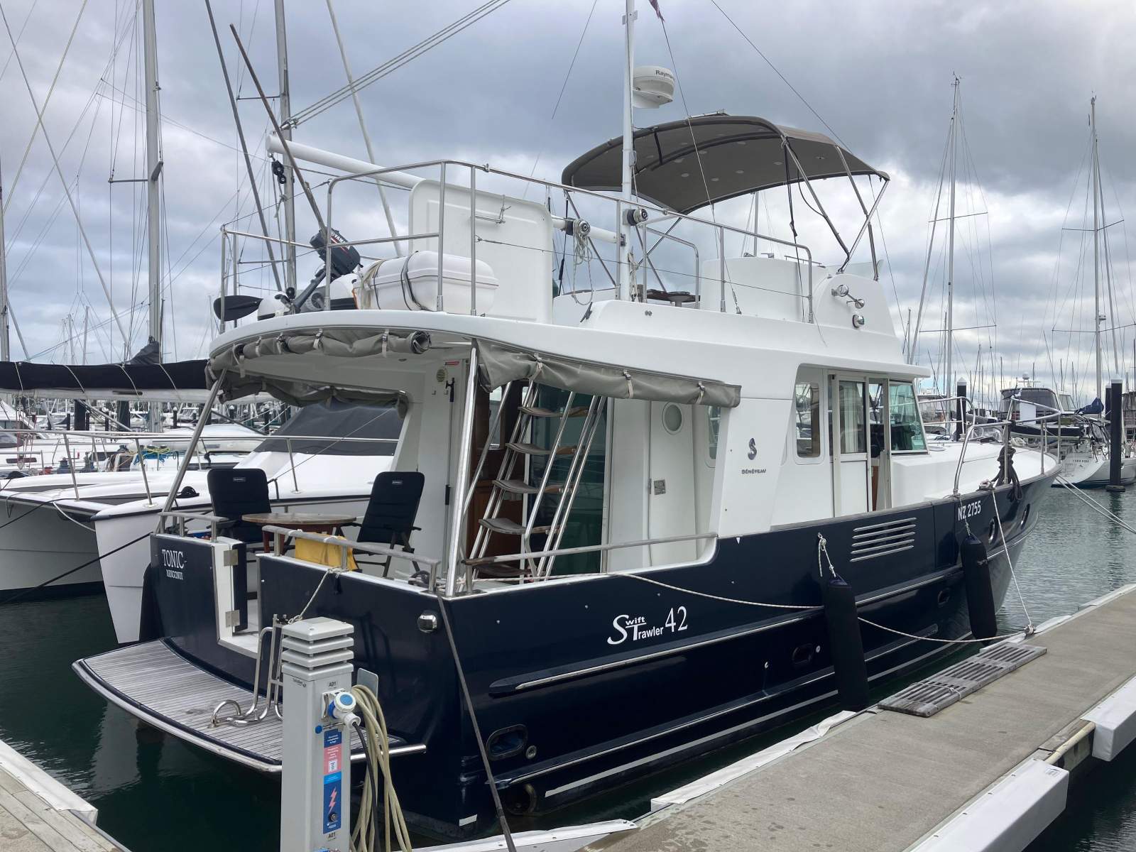 Beneteau Swift Trawler 42 Fly