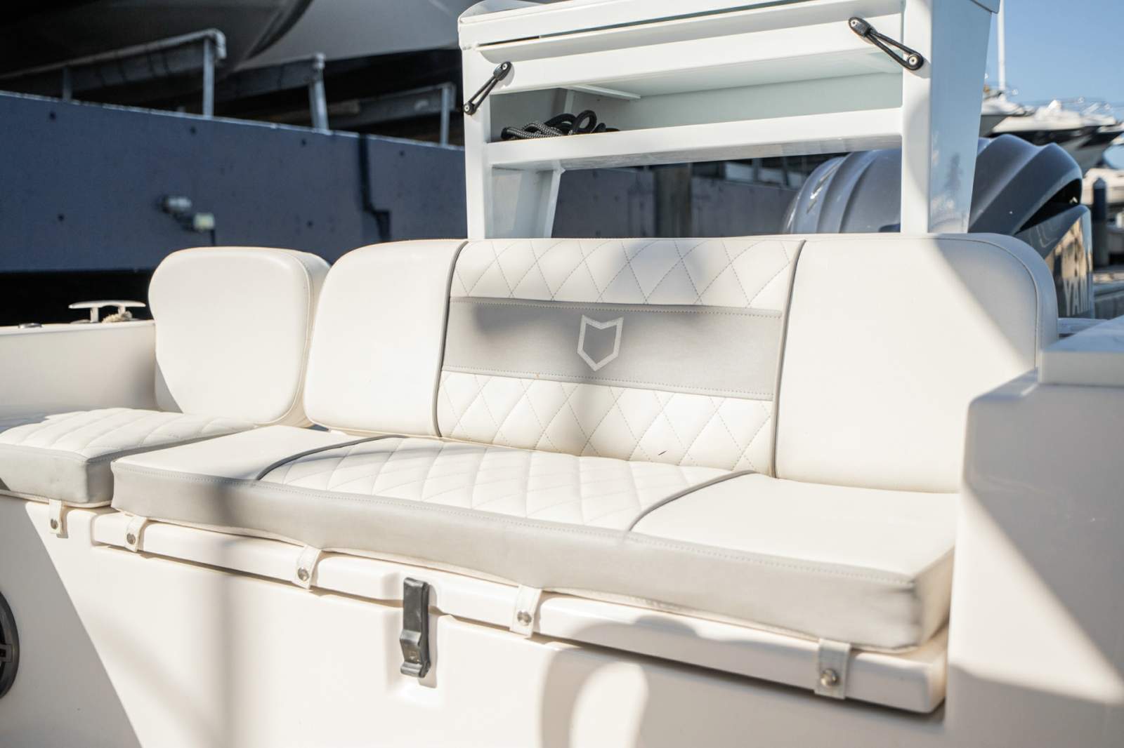 Sea Fox 248 Commander