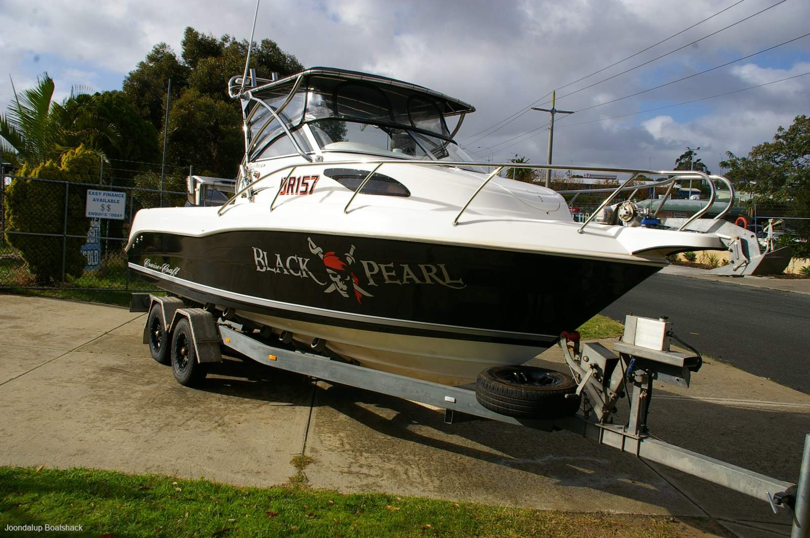 CruiseCraft Explorer 685 Yamaha 250hp