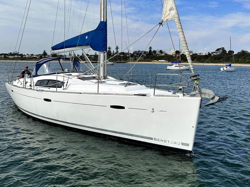 Beneteau Oceanis 43