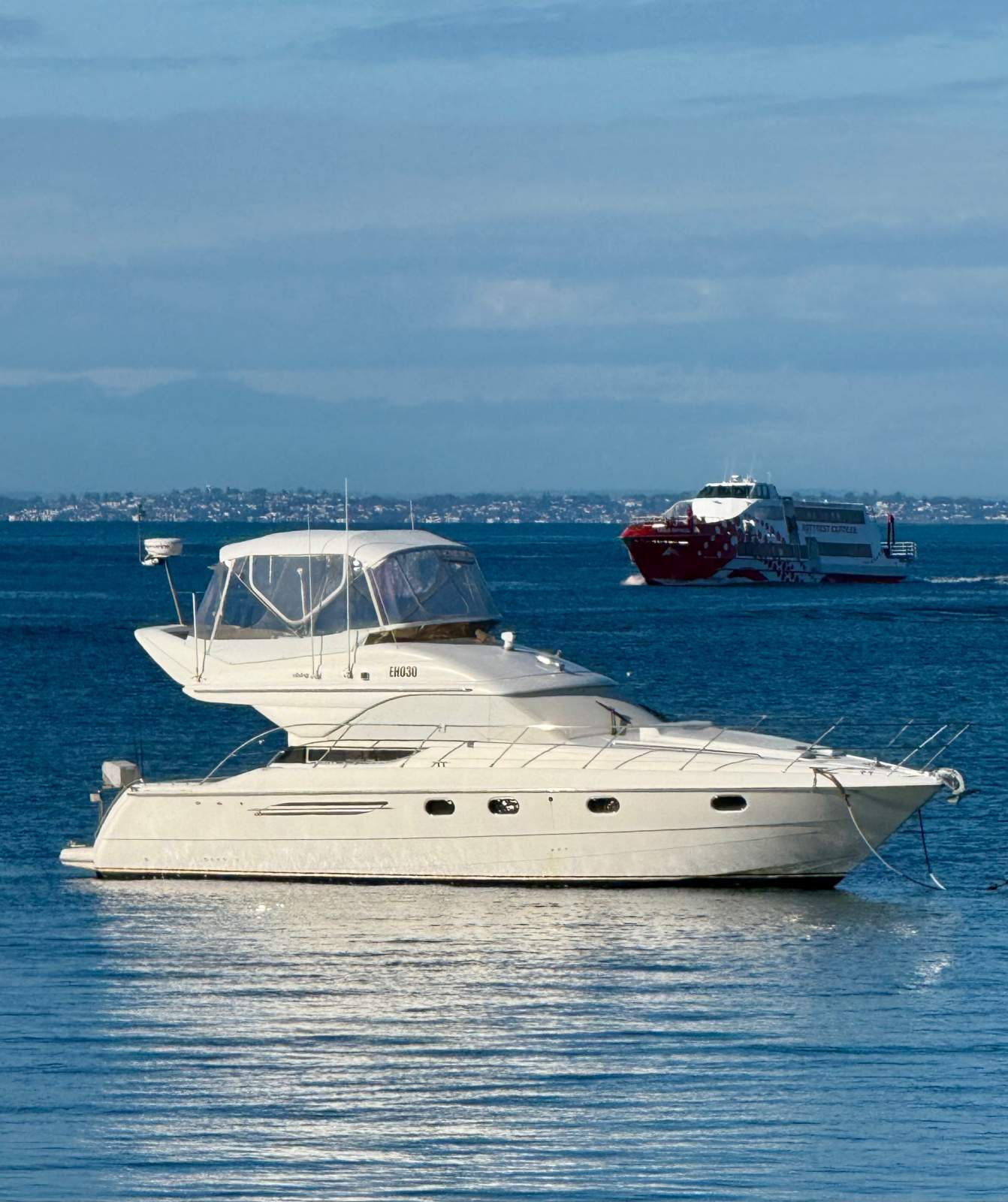 Princess 43 with prized Port Coogee Pen
