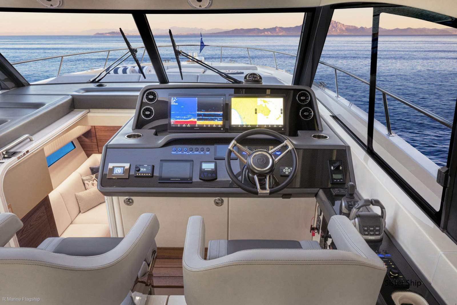 Riviera 4300 Sports Express