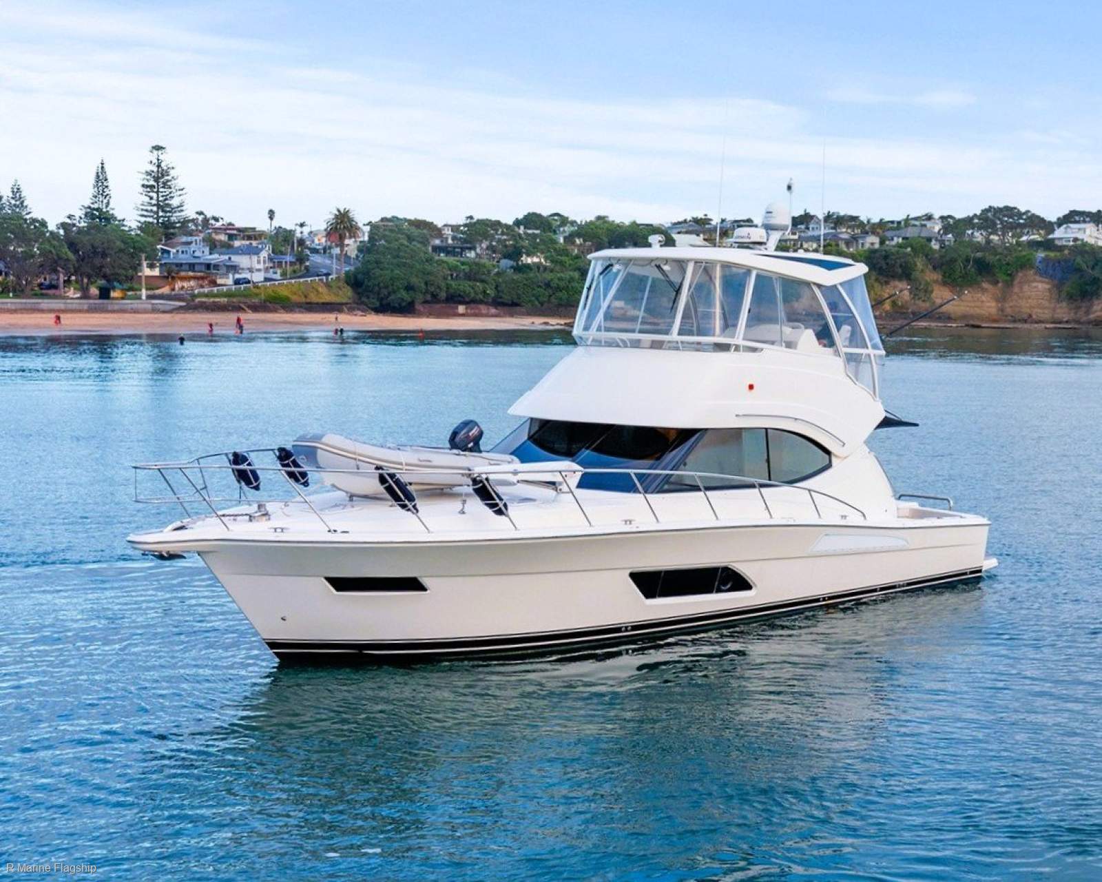 Riviera 45 Flybridge