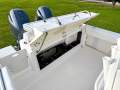 Robalo R242:Rear blige access