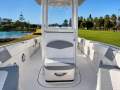 Robalo R242:FWD clears