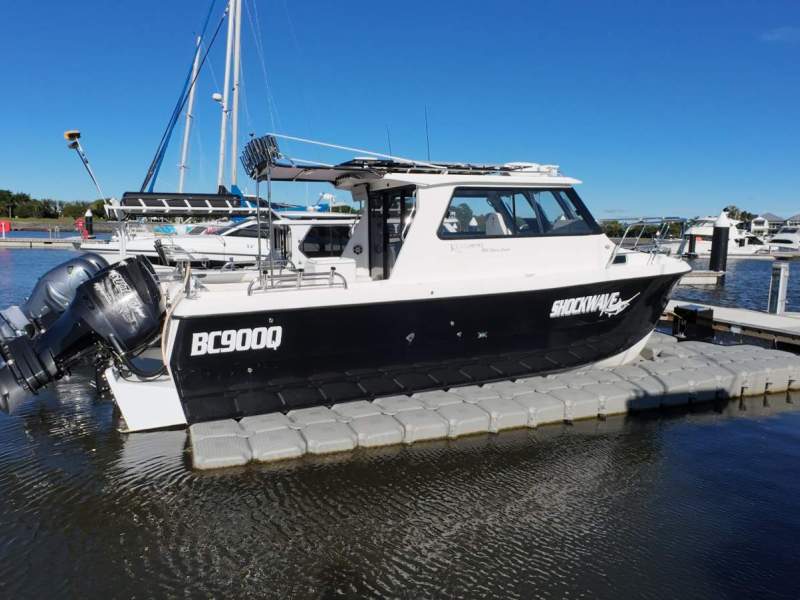 Kevlacat 3000 Express Cruiser