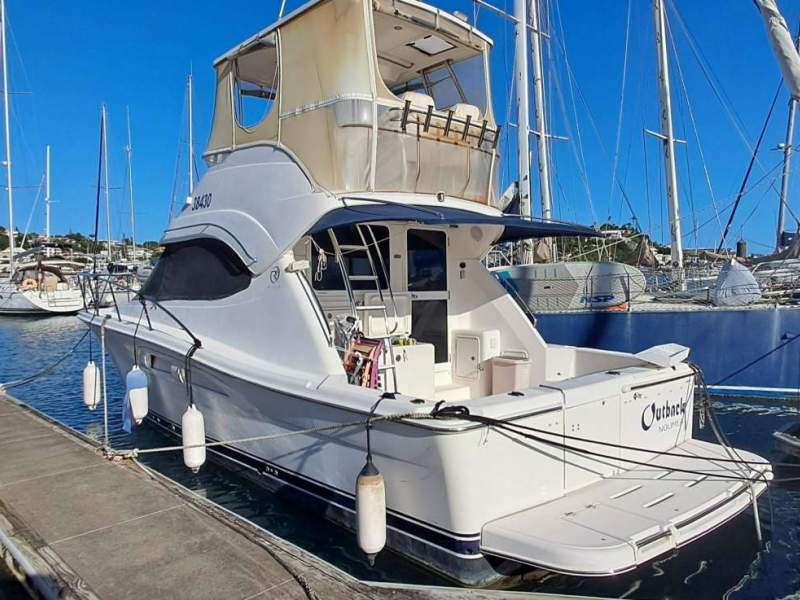 Riviera 38 Open Flybridge