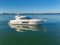 Riviera 5000 Sport Yacht
