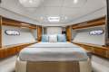 Riviera 5800 Sport Yacht