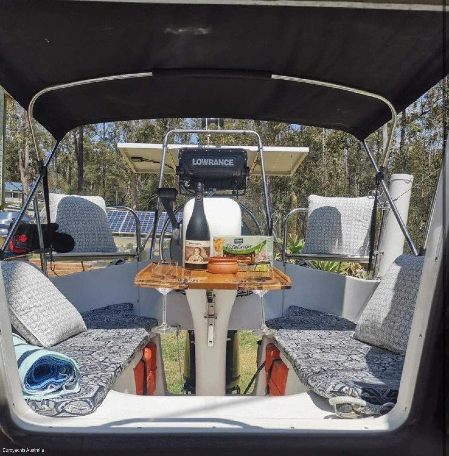 Macgregor 26M