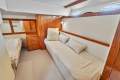 Riviera 5000 Sport Yacht