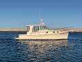 Mainship 310 Pilot With Diesel Shaft Drive and Bow & Stern Thrusters