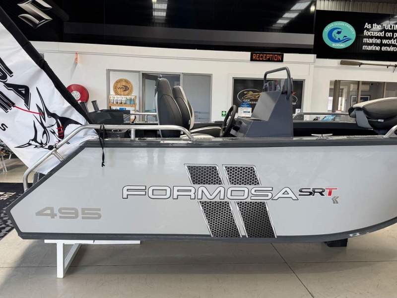 Formosa 495 SRT Side Console