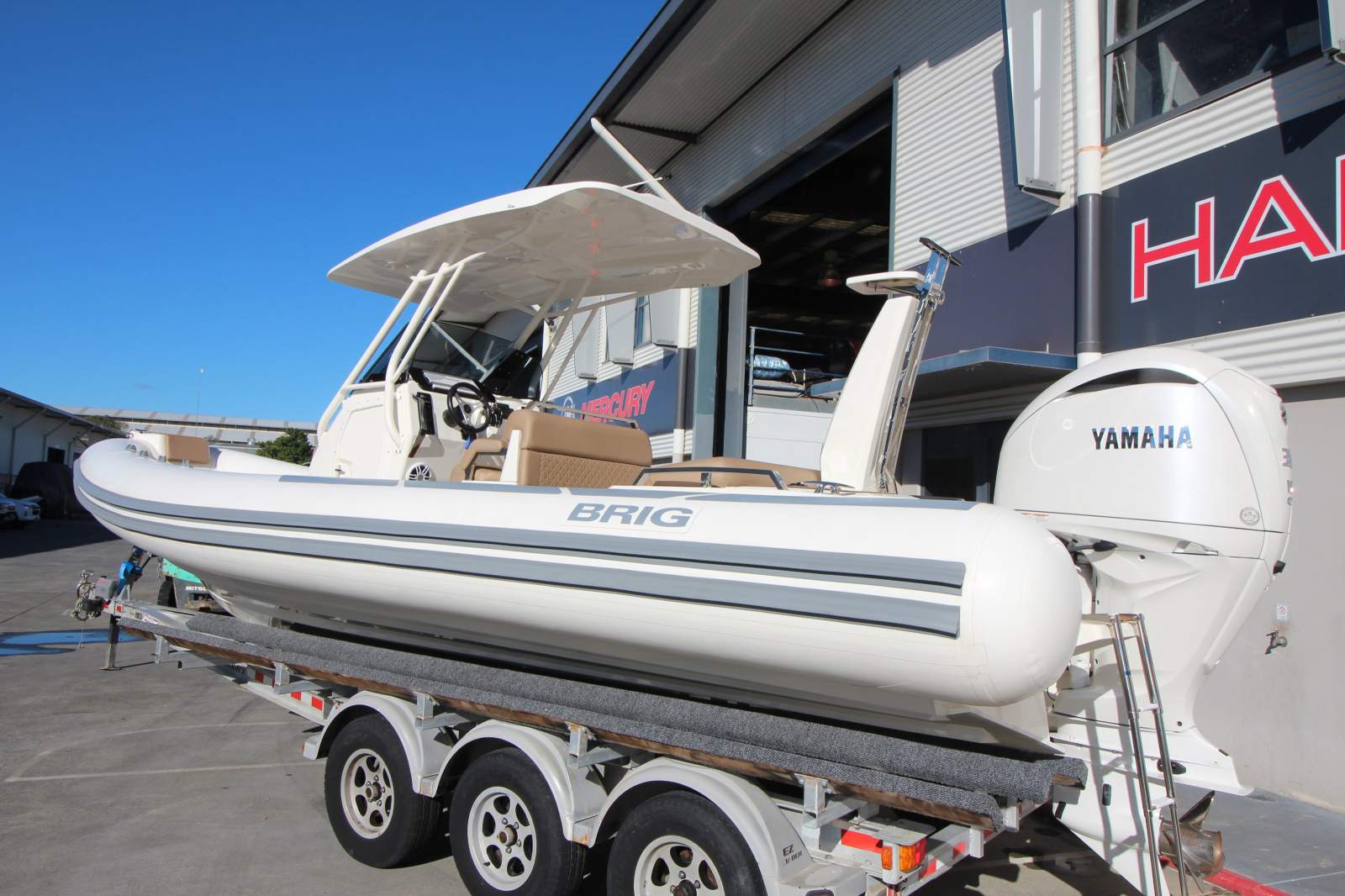 Brig Eagle 8 RIB