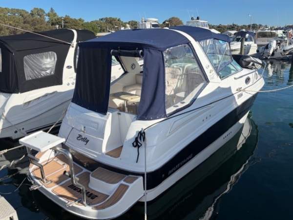 Mustang 2800 Series III NEW ENGINE AND STERNDRIVE